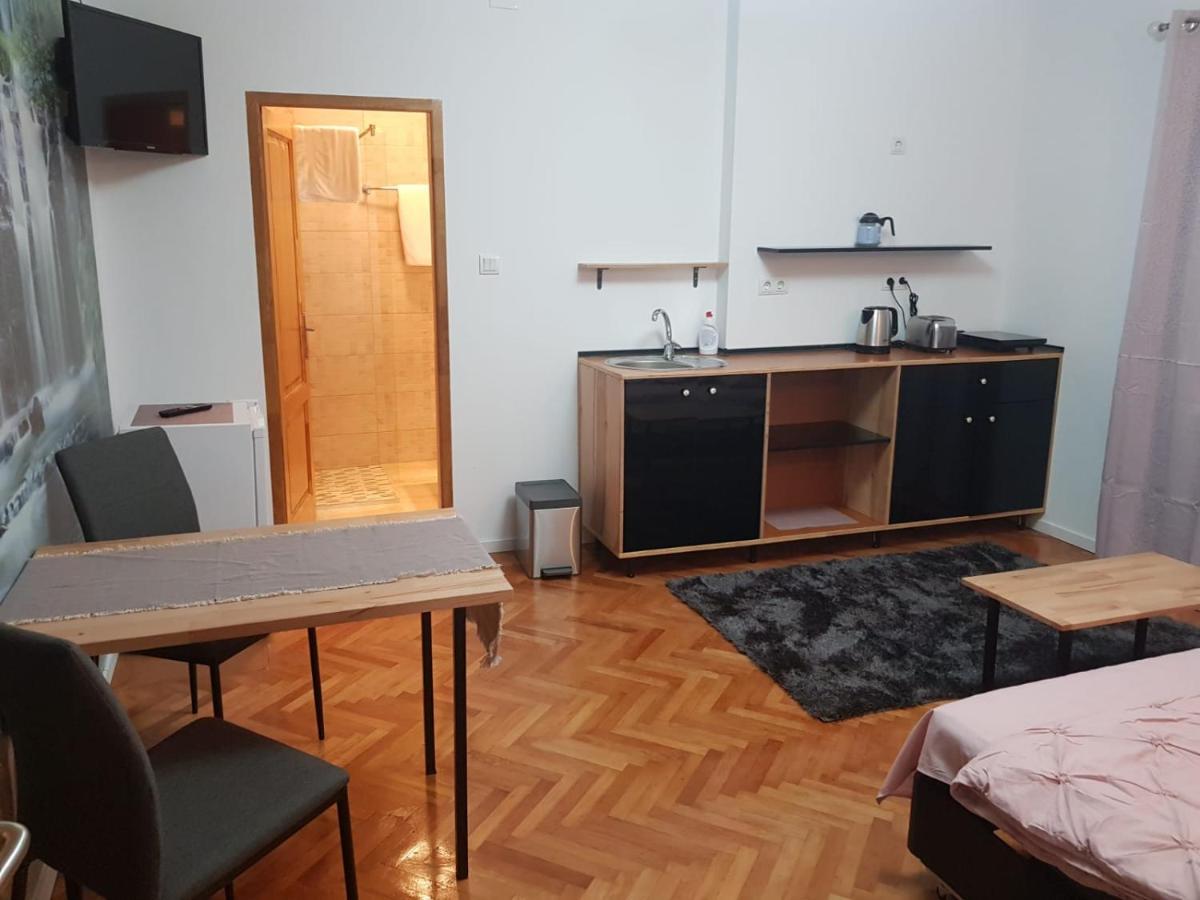 Casa Raia Hotell Braşov Eksteriør bilde